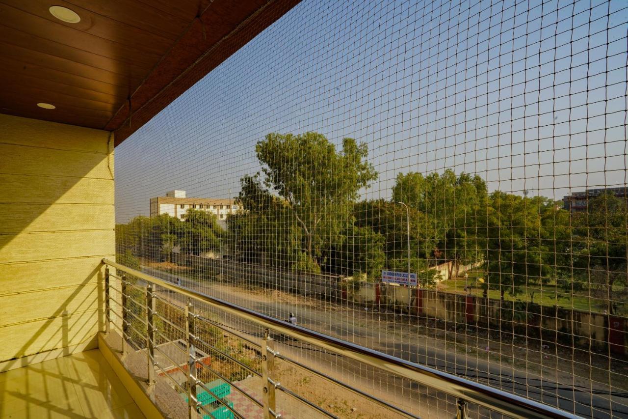Hotel Cheelgadi Jaipur Dış mekan fotoğraf