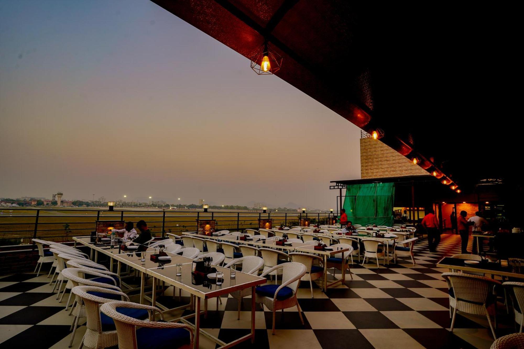 Hotel Cheelgadi Jaipur Dış mekan fotoğraf