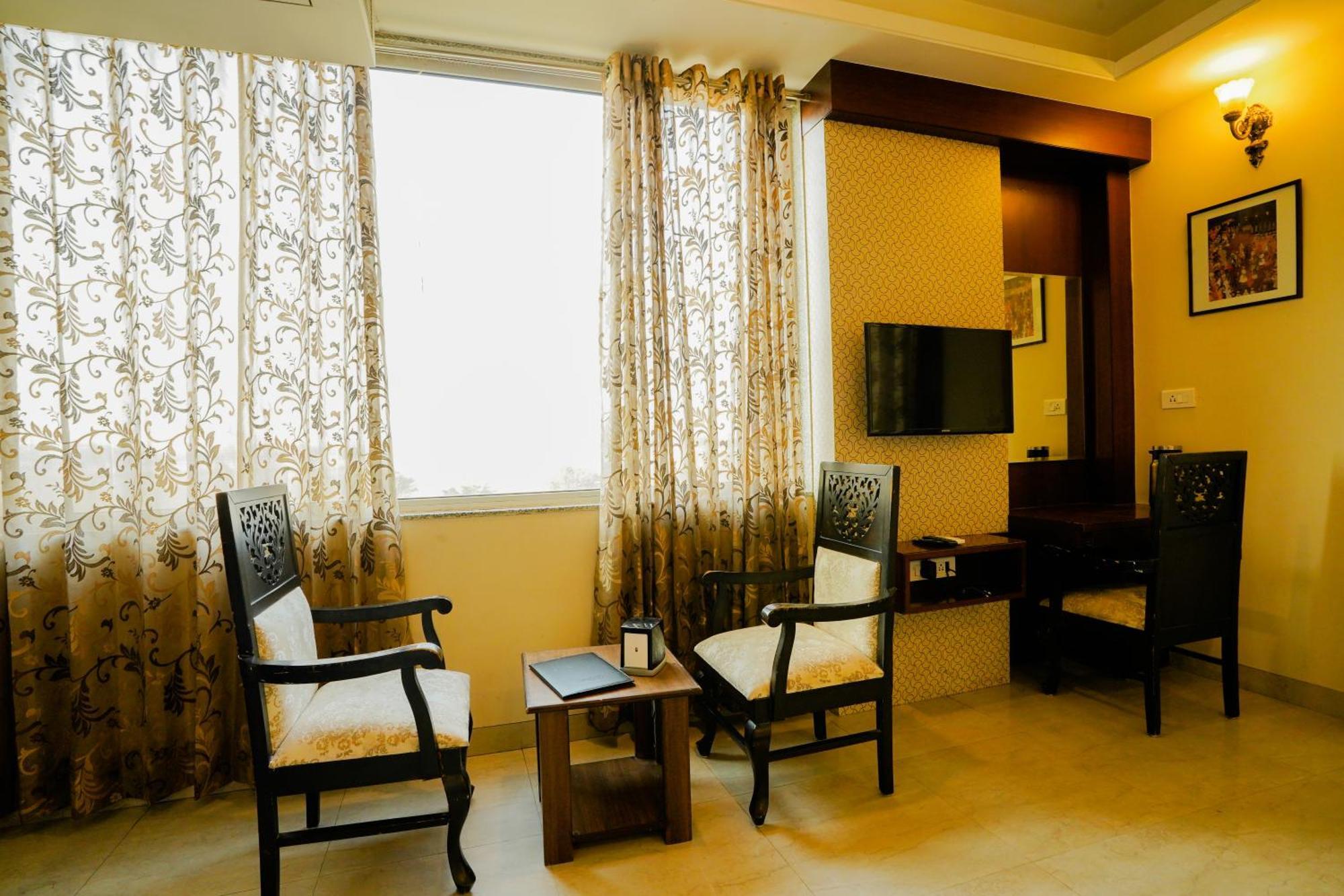 Hotel Cheelgadi Jaipur Dış mekan fotoğraf